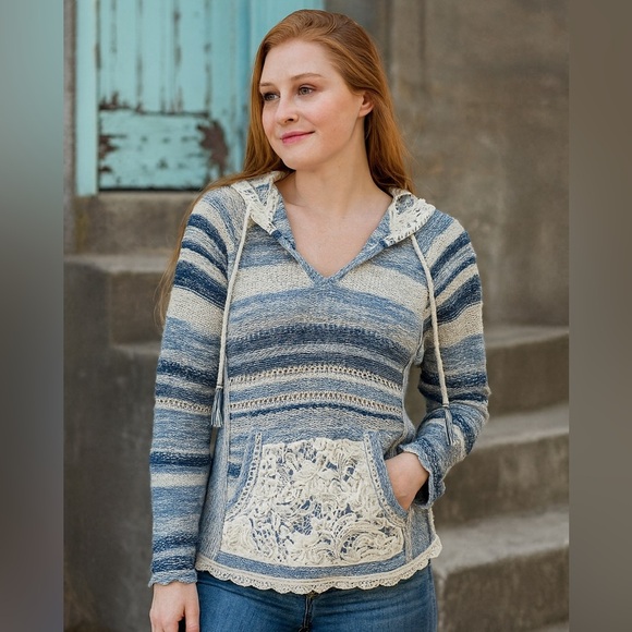 American Rag Sweaters - American Rag blue crochet knitted pullover sweater